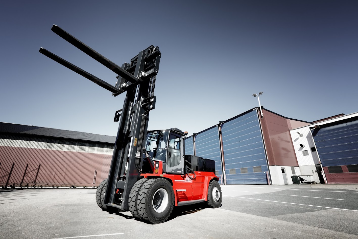 New Kalmar electric forklift: How to get the power into a large truck - Friday, 21.09.2018